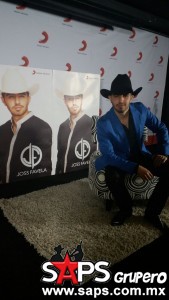  "El Lujo de Sinaloa" Joss Favela firma con Sony Music‏‏
