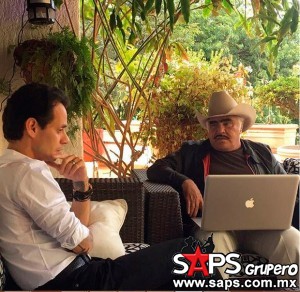 Marc Anthony visita a Vicente Fernández en su Rancho