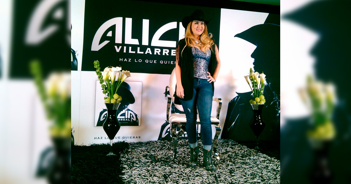 Alicia Villarreal regresa a la escena musical con nuevo disco