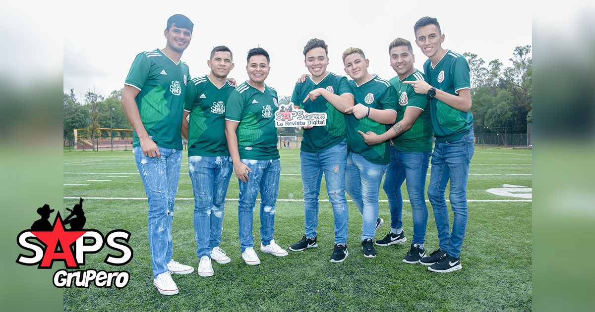 Arturo Jaimes y Los Cantantes ft Banda Santa y Sagrada festejan con «Gol» a México