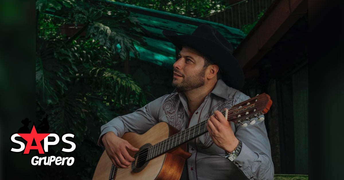 Santiago Arroyo pretende atraer a las nuevas generaciones con su música