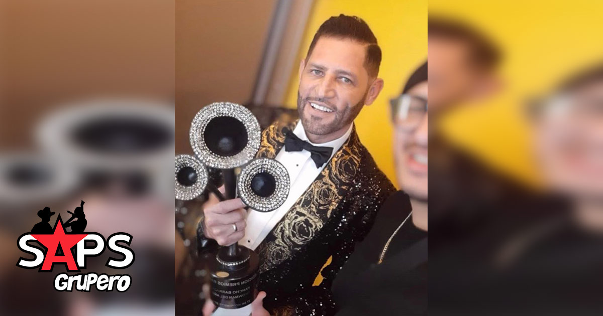 Pancho Barraza fue reconocido al “Show del Año” en los Premios Bandamax