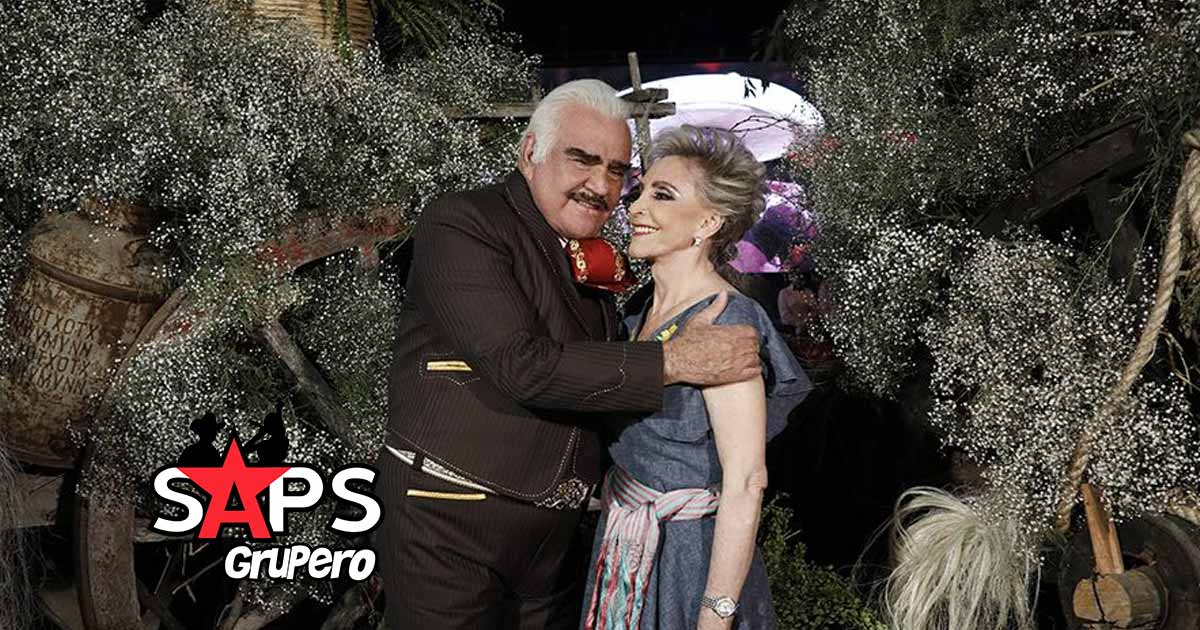 Vicente Fernández celebra sus 80 años en íntima fiesta