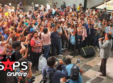 Rayito Colombiano llevó su Cumbia al Metro de CDMX