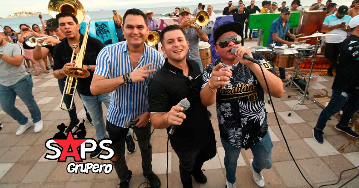Banda Los Recoditos se apodera del Malecón de Mazatlán